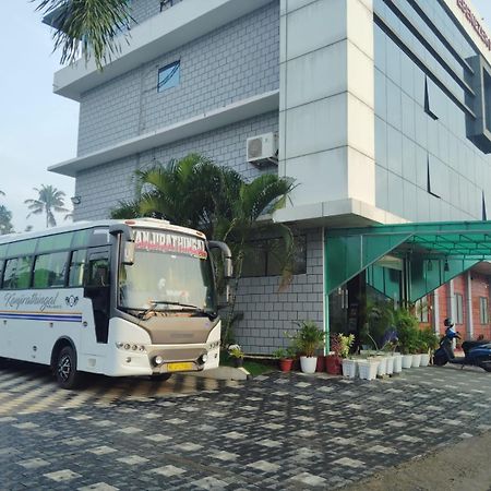 Ebenezer Plaza Hotel Nedumbassery Exterior photo