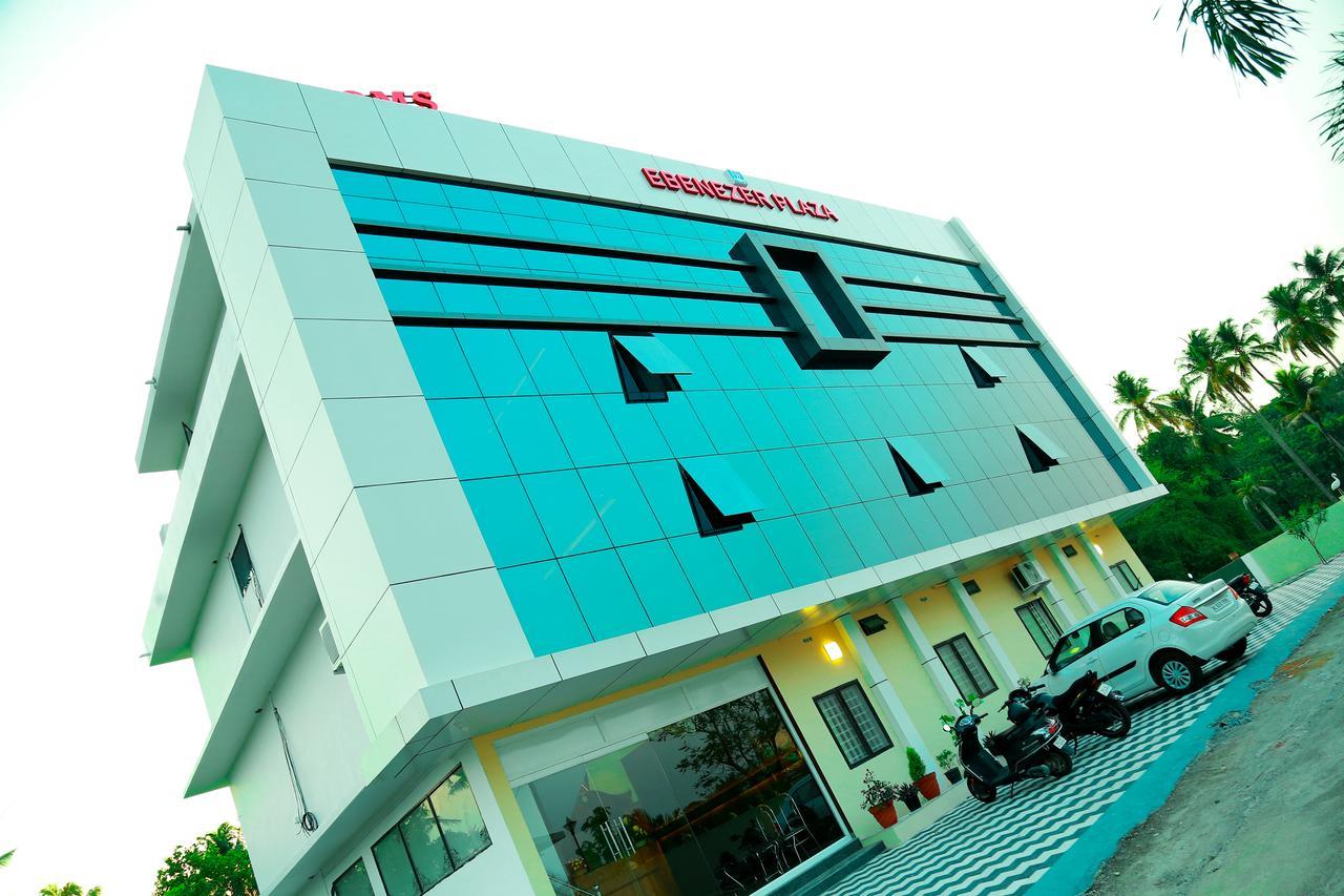 Ebenezer Plaza Hotel Nedumbassery Exterior photo